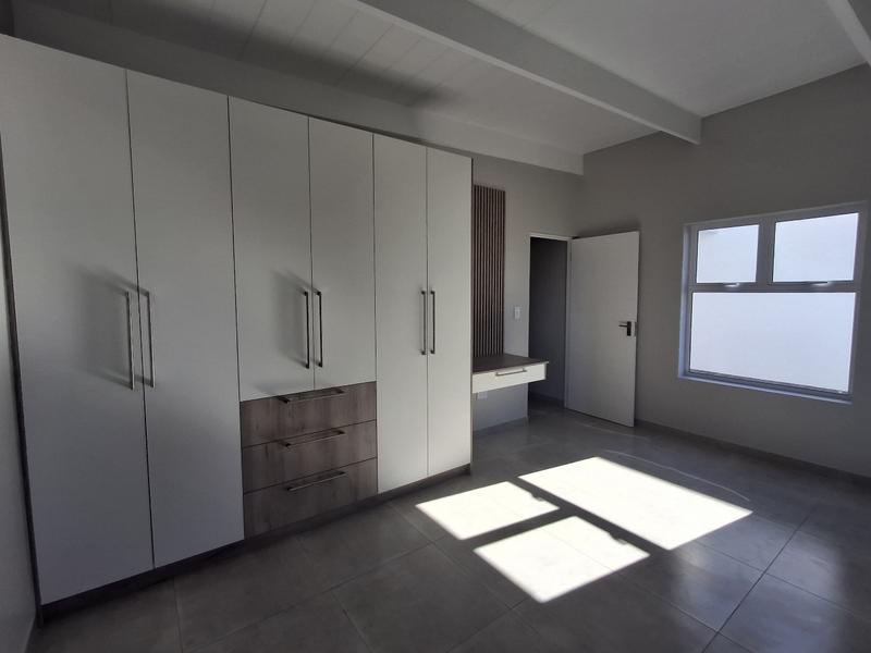 3 Bedroom Property for Sale in Lampiesbaai Western Cape